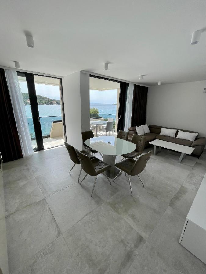 Premier Laguna Apartment Loviste Exterior photo
